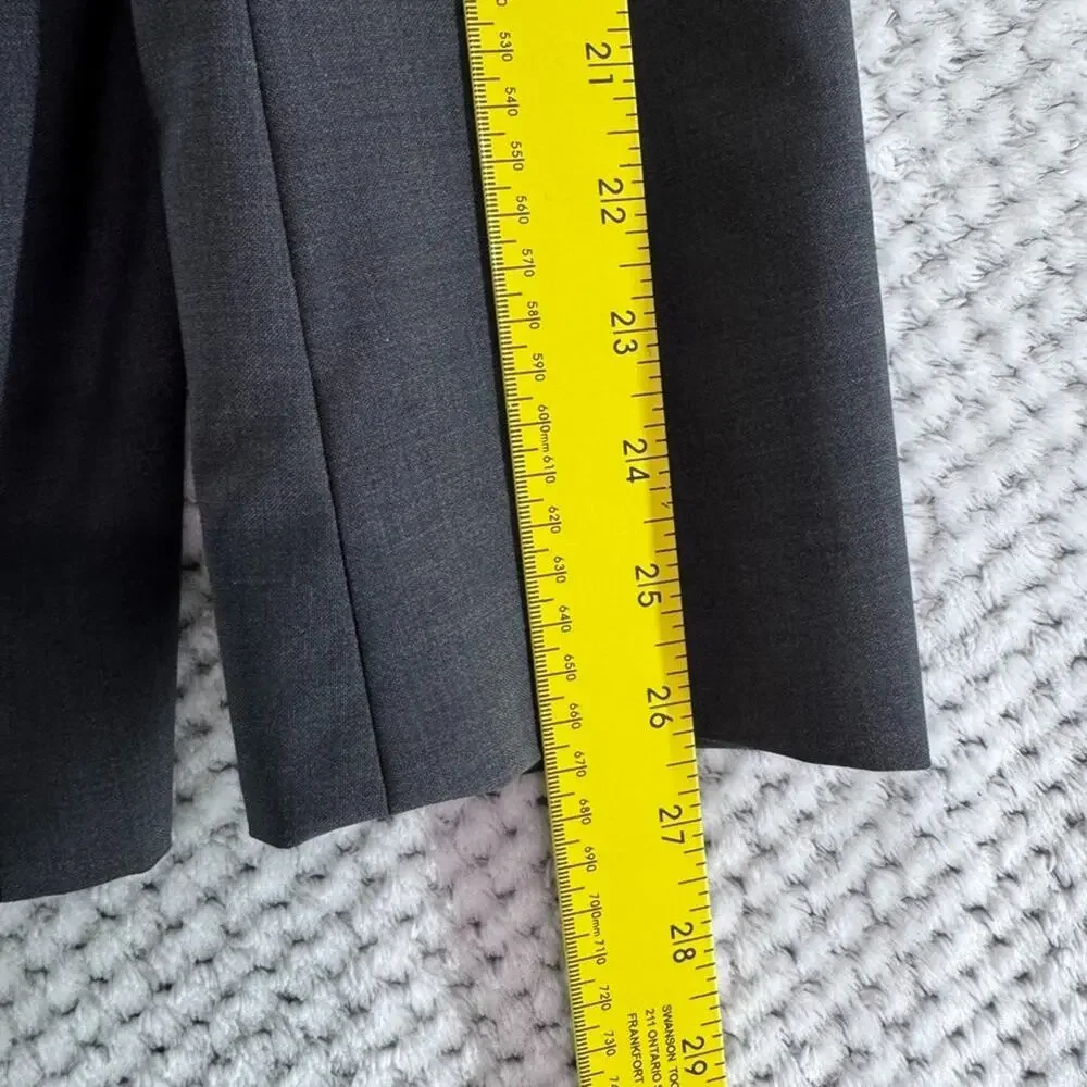 Hugo Boss Blazer Sport Jacket Men US44R Dark Gray Wool Light Weight 2 Button